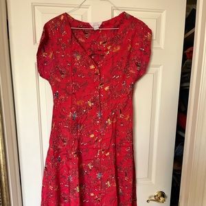 Vintage maxi dress, beautiful print! Brand is Kar-a-van. 100% rayon